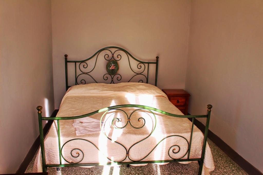 Montegrazie Apartment อิมเปรีอา ห้อง รูปภาพ